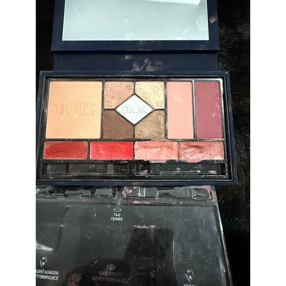DIOR ECRIN COUTURE Multi-use Palette  Christmas Coffret Make Up eyeshadow lip - Picture 2 of 4